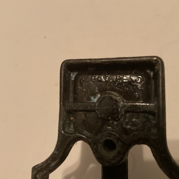 28 Amerock Cabinet Drawer Pull Handle Model 235-1 1970s Vintage Antique Brass - Picture 4 of 8